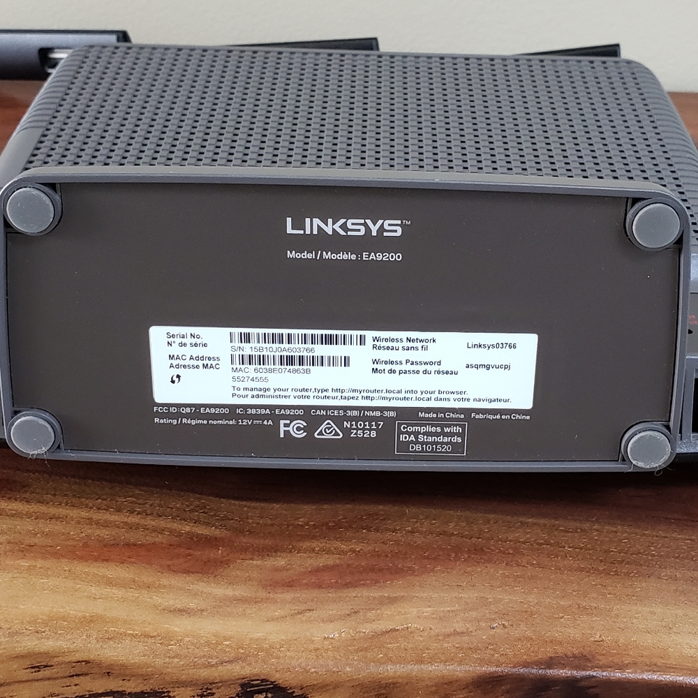 Linksys AC3200 Tri-Band Smart WiFi Router - Picture 13 of 14